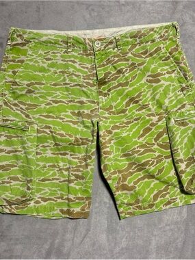 Nike Camo Cargo Shorts Size 36 Green Y2K Athletic Dept Utility Technical Golf